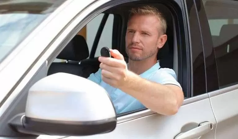 Автоматическое управление гаражными воротами Автоматическое управление гаражными воротами